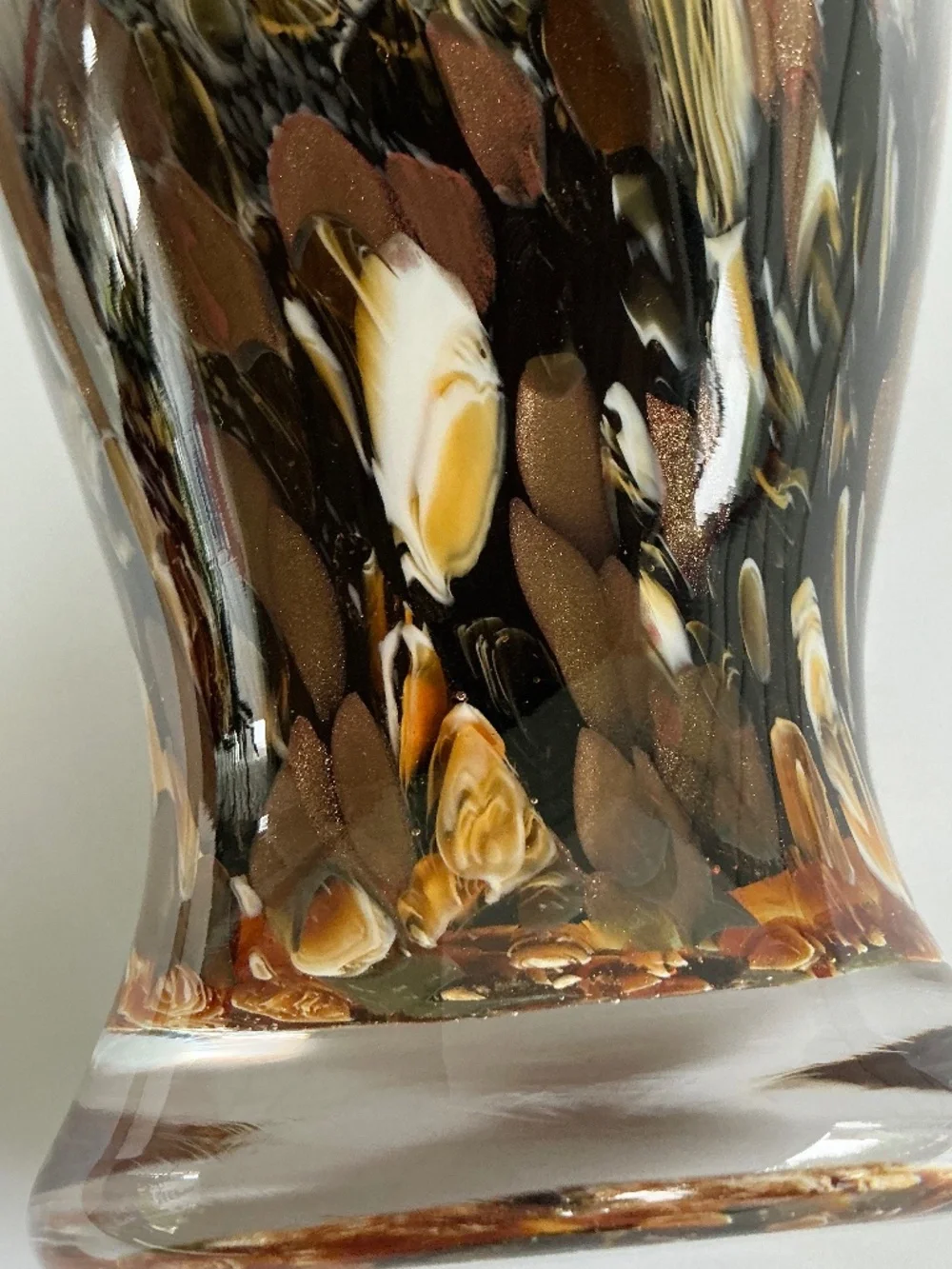 New Stunning Hand-Blown Art Glass Vase Charcoal Amber Black Tortoiseshell Shell